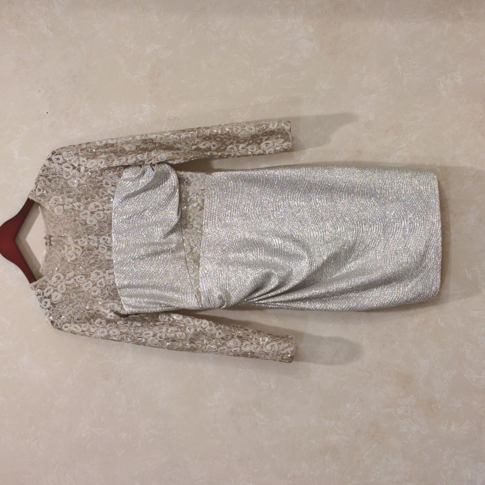 David Meister cocktail dress, silver & beige, with sequins & shine, size 8